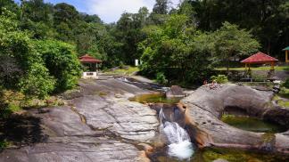 seven_wells_waterfalls_langkawi_malaysia